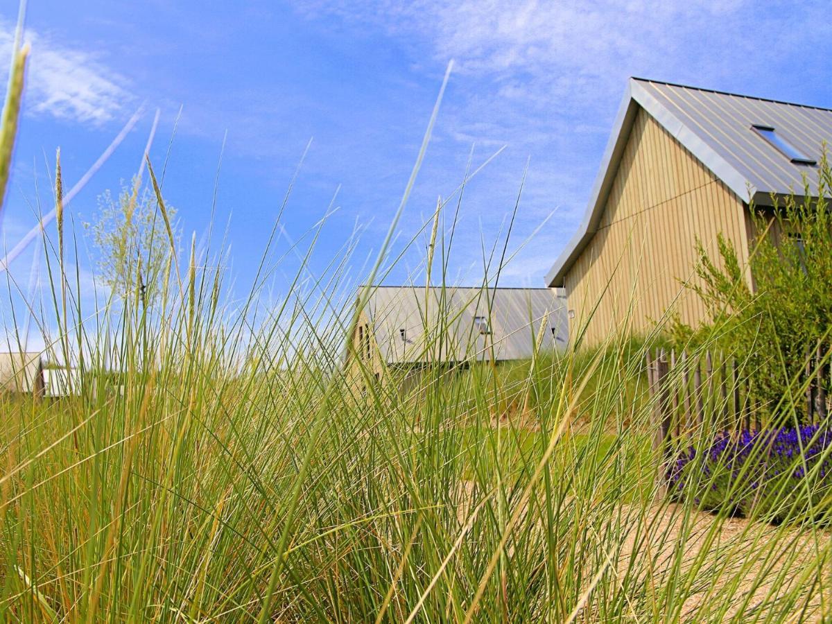 Modern Design Directly At The Water Tholen